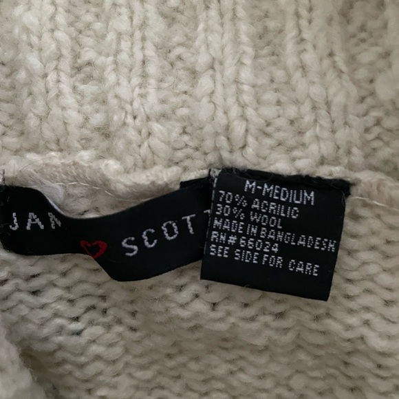 Cream cowl-neck sweater - Picture 3 of 3